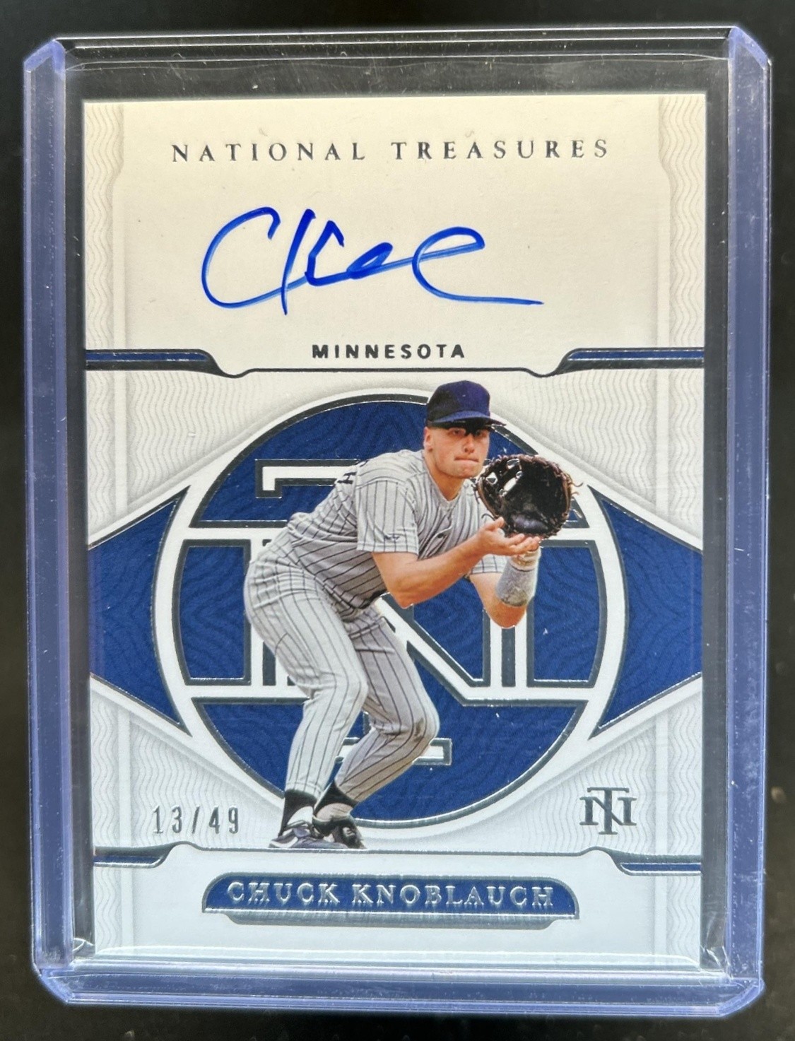 2022 Panini National Treasures Chuck Knoblauch Signatures Auto #/49 Twins view 1