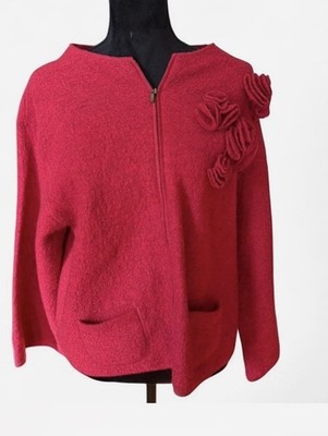 Red wool zip-up jacket with rose flower detail
