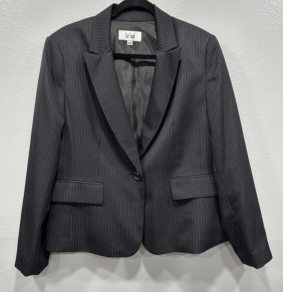 Le Suit Petite 2 Pc Set Women Pants & Blazer Womens XL Black & Blue Pinstripe - Image 3 of 4