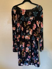 NWT Loft Black Floral Knit Low Back Dress Size 8