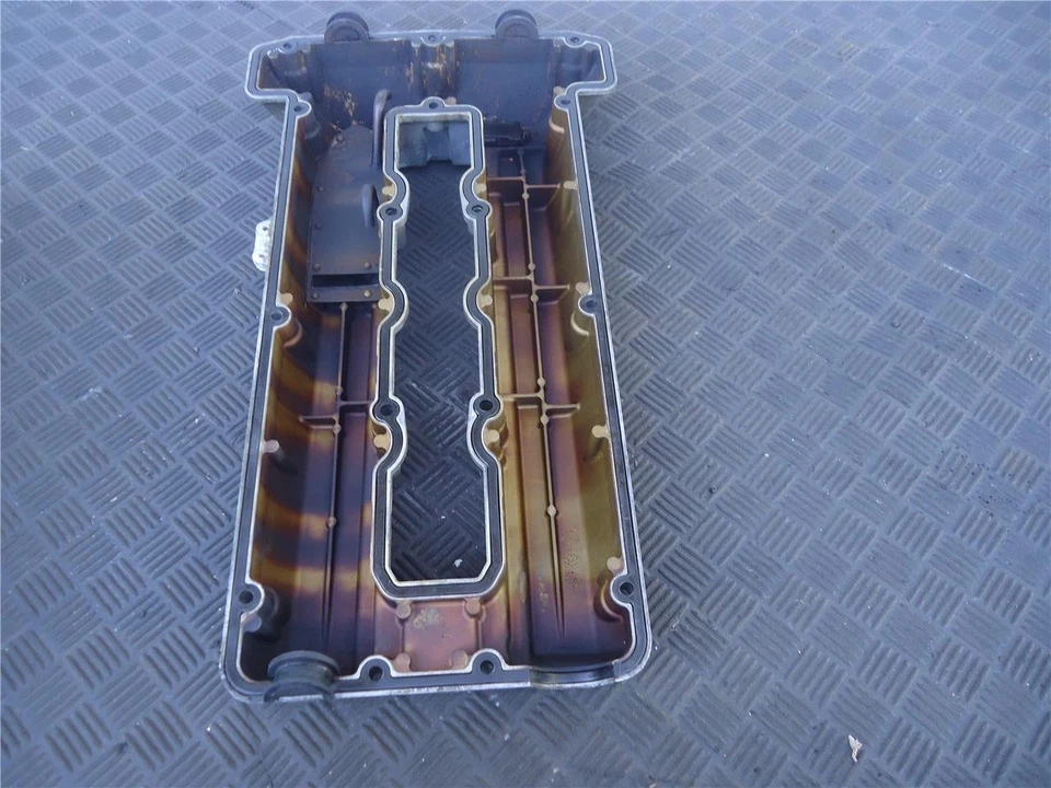 1986 - 1991 梅赛德斯奔驰 W126 420 SEL 发动机阀盖 — 第 4/4 张图片