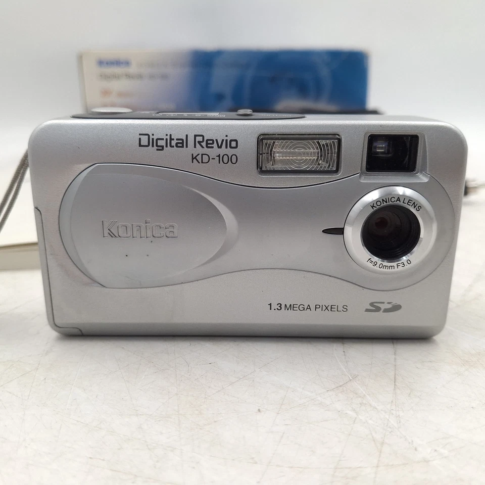 Konica Revio KD-100 Digital Camera 1.3MP Low Resolution Retro Takes AA Batteries - Image 2 of 4