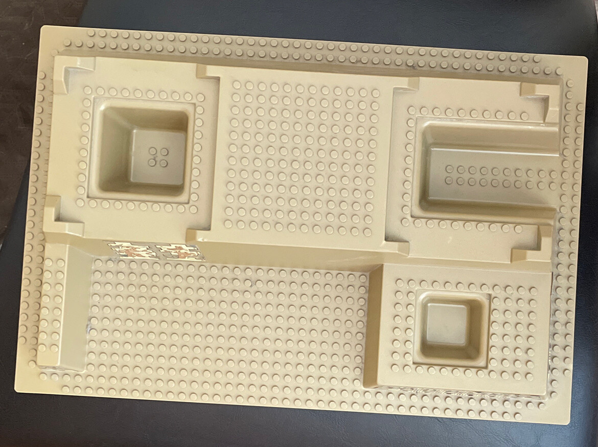 LEGO 51542 Tan Raised Baseplate 32 x 48 x From Indiana Jones hieroglyphs  7327