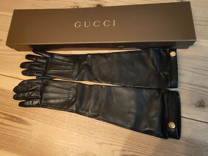 Gucci Womens Long Black Leather Crest Gloves Size 7