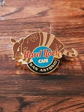Hard Rock Cafe Lapel Pin Pals San Antonio Armadillo Goldtone Brooch 