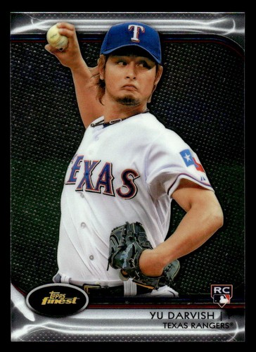 2012 YU Darvish [Refractor] #35