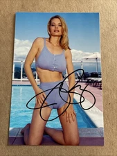 Jeri Ryan SEXY Autographed Signed STAR TREK TWO AND A HALF MEN 4x6