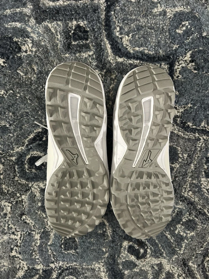 Mizuno Men’s Ambition 3 Turf Baseball Shoes White - Image 3 of 3