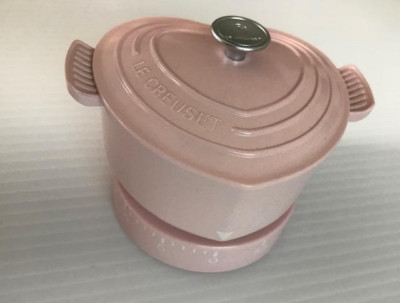 Le Creuset Kitchen Timer Heart Chiffon Pink Not for sale No Box