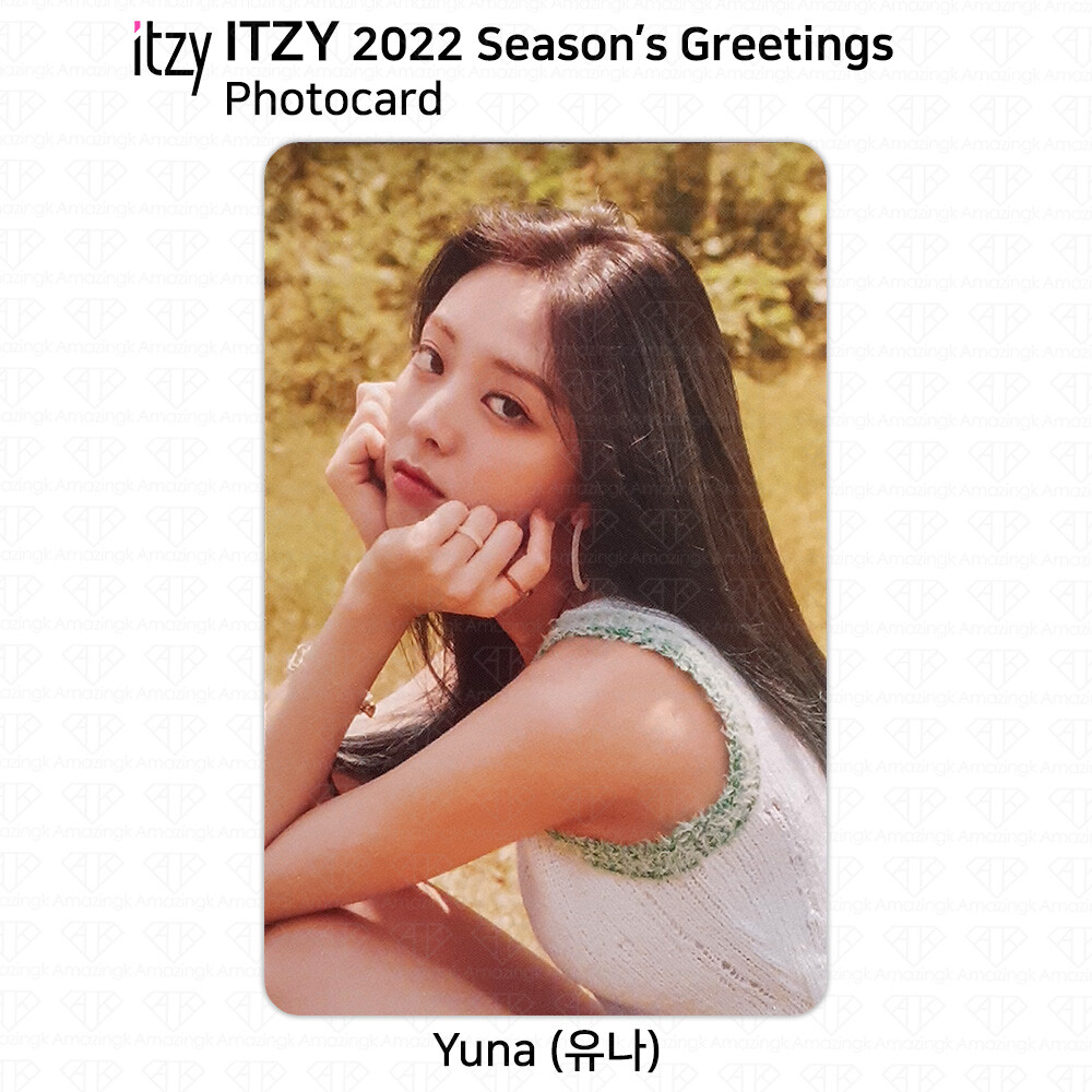 ITZY 2022 Season's Greetings Official Goods Photocard ITZY 2022 Season's Greetings Official Goods Photocard