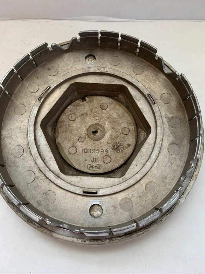 Chevrolet Camaro RS Z28 1982-1992 tapa central rueda Foto 4 de 4