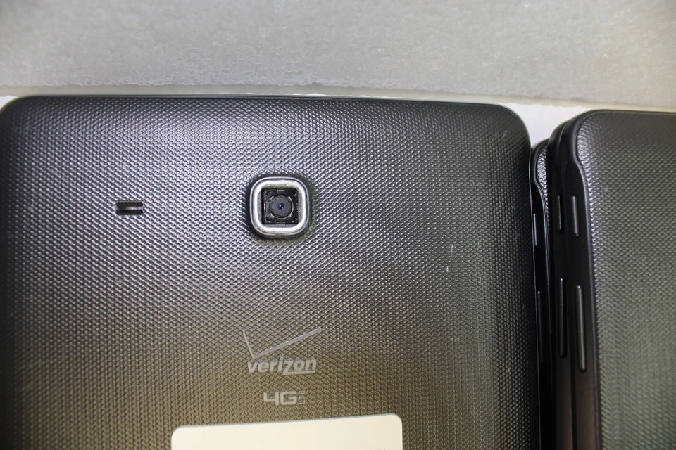 LOT OF 21 SAMSUNG GALAXY TAB E 9.6'' SM-T567V 16GB BLACK FOR PARTS / REPAIR - Image 3 of 4