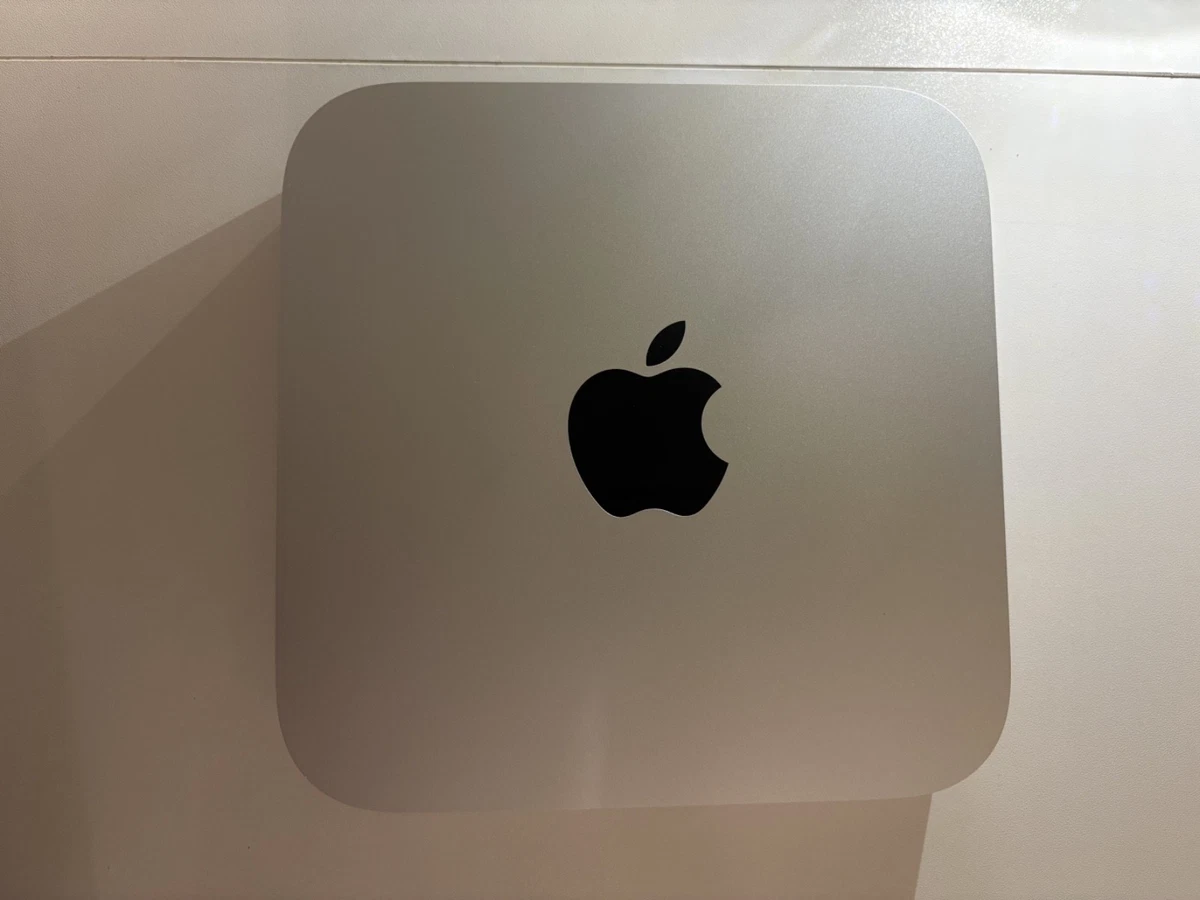 Apple Mac mini 8 GB RAM Apple Desktops 256 GB Hard Drive Capacity