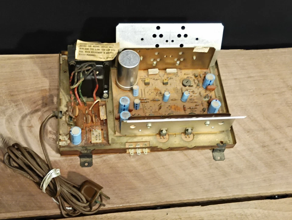 Amplificador de potencia de estado sólido Magnavox A56001, probado/funcionando Foto 2 de 4