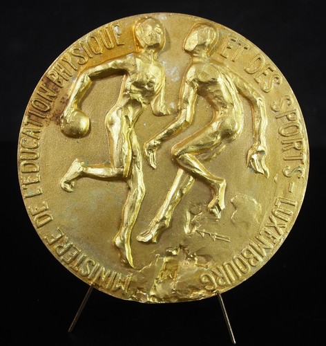 Luxembourg Sports Basketball Champion 1985 Ministry 79 mm