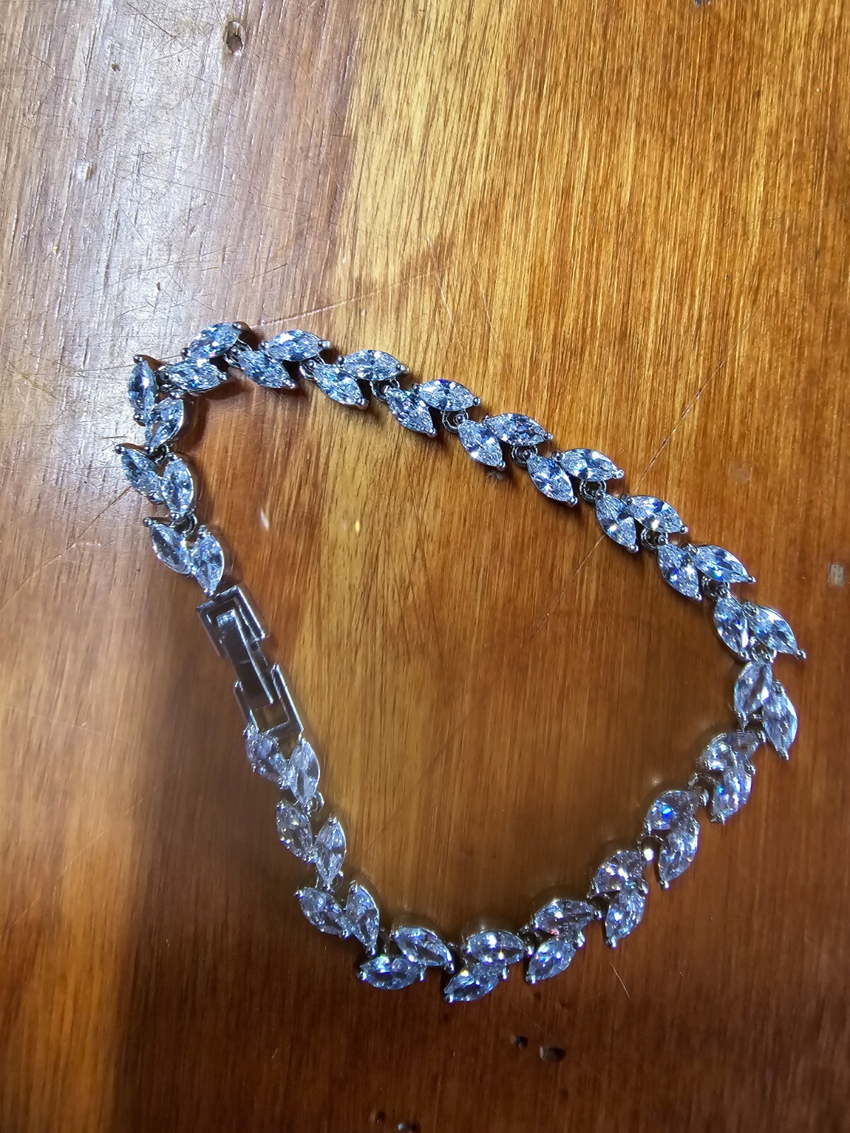 Stylish Beaded Bracelet for Women and Men - Fashionable Handmade Jewelry-image