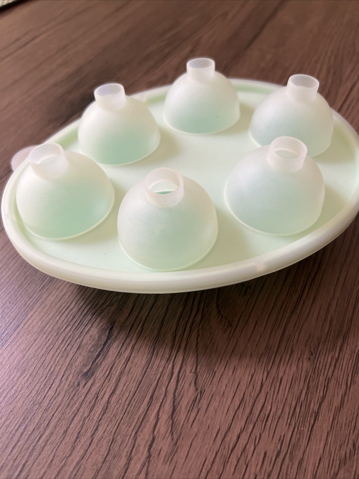 JELLO Jiggler 3D Easter Egg Mold Yellow Oval Gelatin Jello Shots Vtg