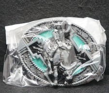 WL11113 NOS VINTAGE 2000s COWBOY RIDING BULL WESTERN MENS RODEO BELT BUCKLE