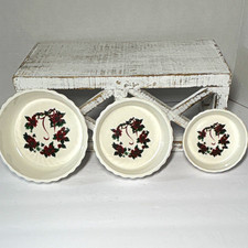 Century Ceramic Dessert Bowls Set of 3 Christmas Poinsettia White MW/DS Safe
