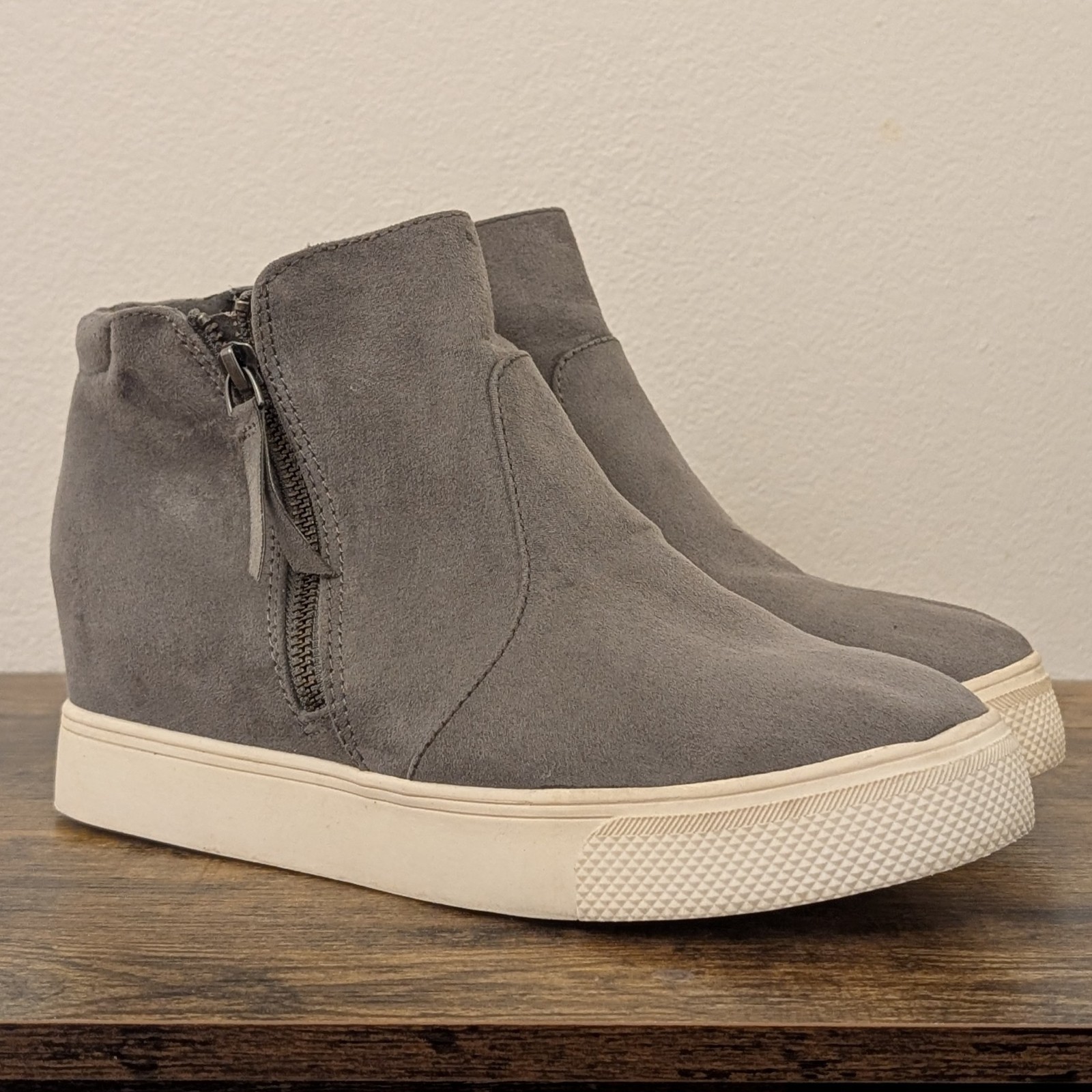 UNIVERSAL THREAD Gray Suede Zip Wedge Sneakers – … - image 1