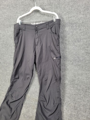Wrangler ATG Pants Men’s 38x30 Black Nylon Stretch Lightweight Work Hike Comfort - Picture 3 of 18