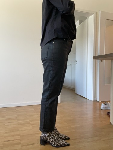 MNG Jeans 7/8 Gr 40, Schwarz Glanz , Geölte Optik , Elegant, Neu - Bild 2 von 5