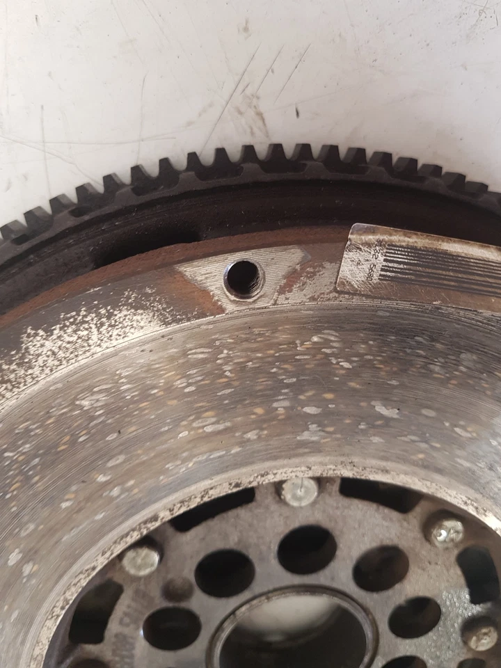 VOLVO V70 D3 FLYWHEEL DUAL MASS 31325680 2014-16 12-MONTH WARRANTY — 第 4/4 张图片