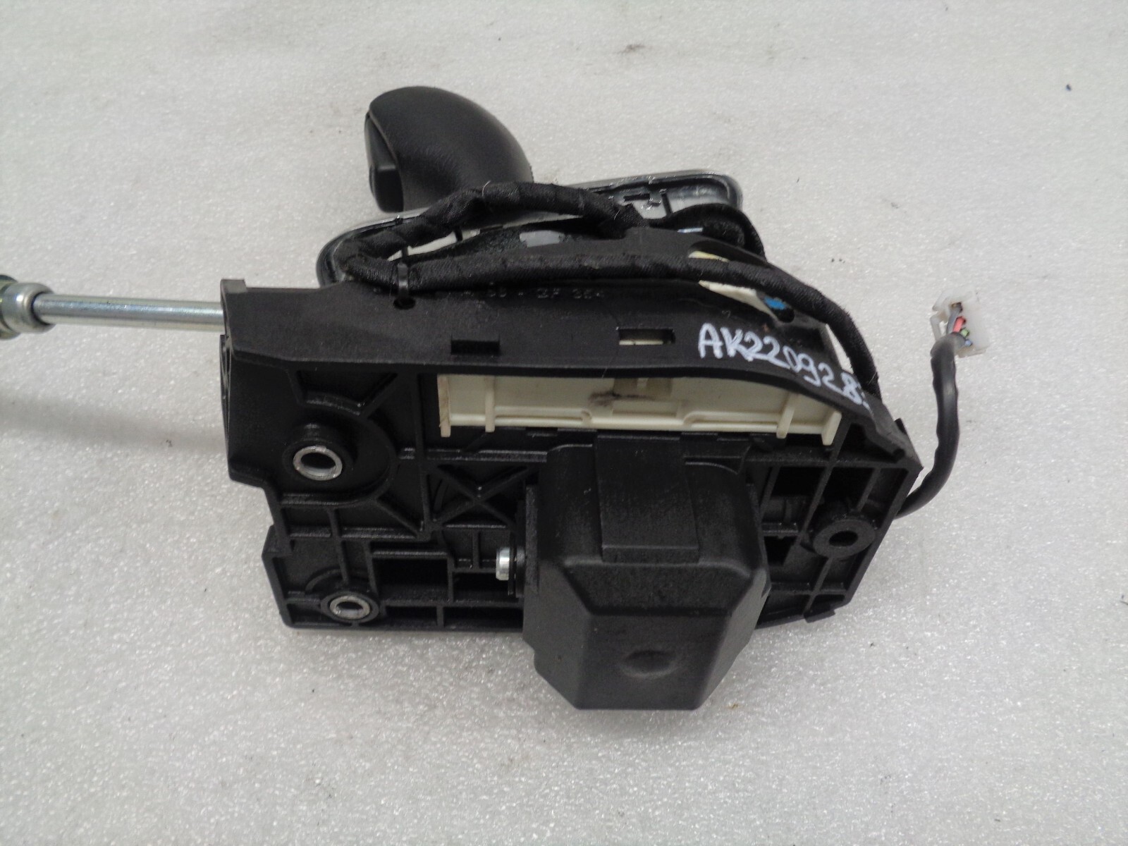07-11 Maserati Quattroporte Automatic Transmission Gear Shifter OEM AK2209283