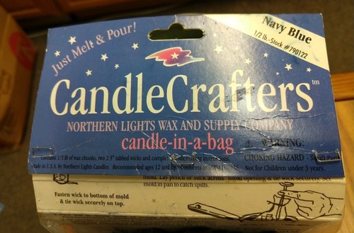 Artesanos de velas de colección Northern Lights ""Bolsa de velas en una"" 1/2 lb, azul marino - Imagen 2 de 3