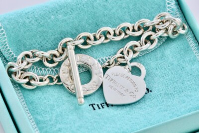 Return To Tiffany & Co Sterling Silver Heart Charm Toggle 8mm Link