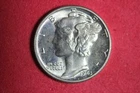 ESTATE FIND 1943 - Mercury Dime!!  #K39528