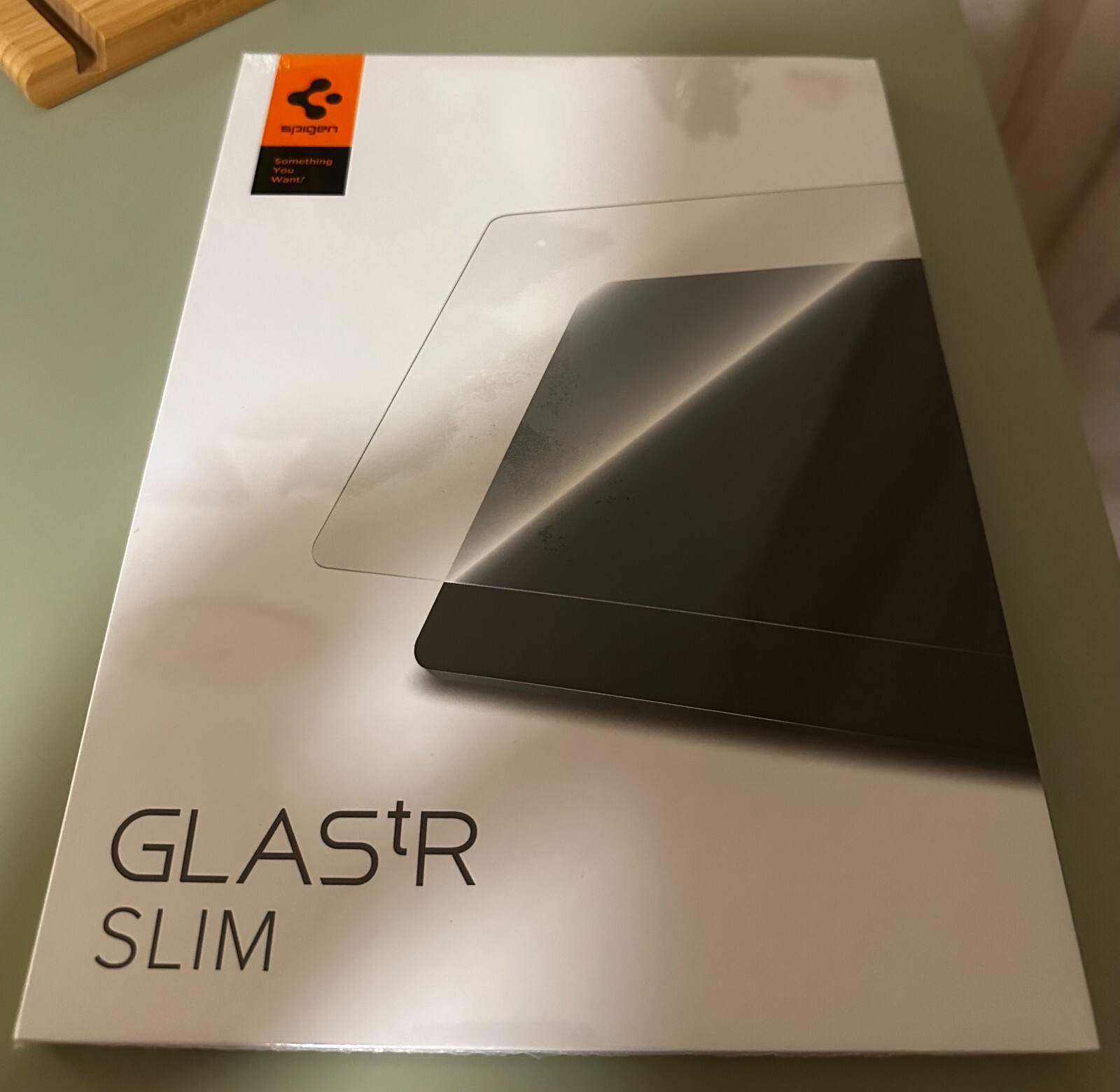 Spigen Glas.tR SLIM Lenovo Legion Go Screen Protector