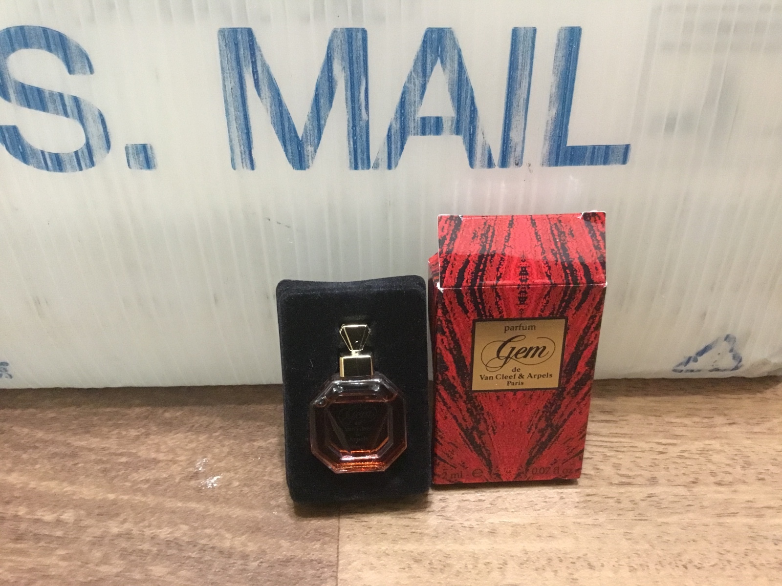 2ml VAN CLEEF & ARPELS GEM Pure EXTRAIT PARFUM .007 FL.OZ DISCONTINUED Splash