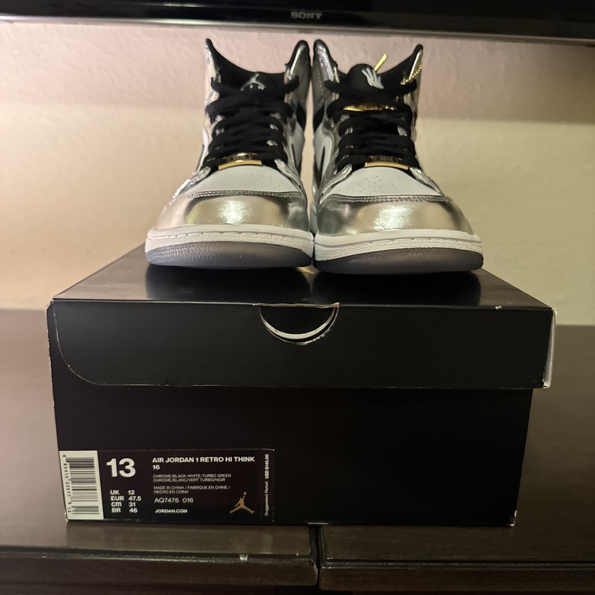 Size 13 - Air Jordan 1 Retro High Pass the Torch Size 13 - Air Jordan 1 Retro High Pass the Torch