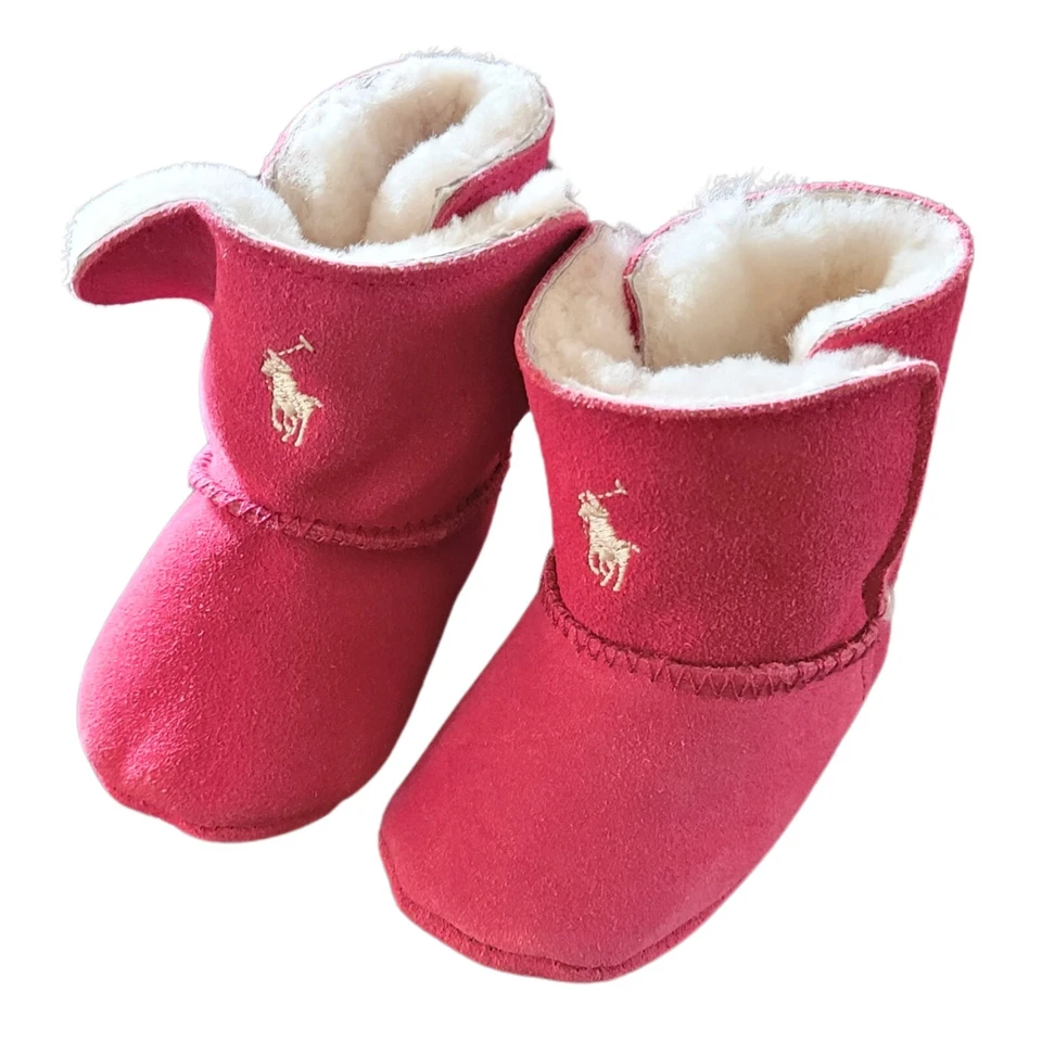 Botines de bebé de piel de oveja Ralph Lauren rosa sin cordones, 10,85 cm Foto 2 de 4