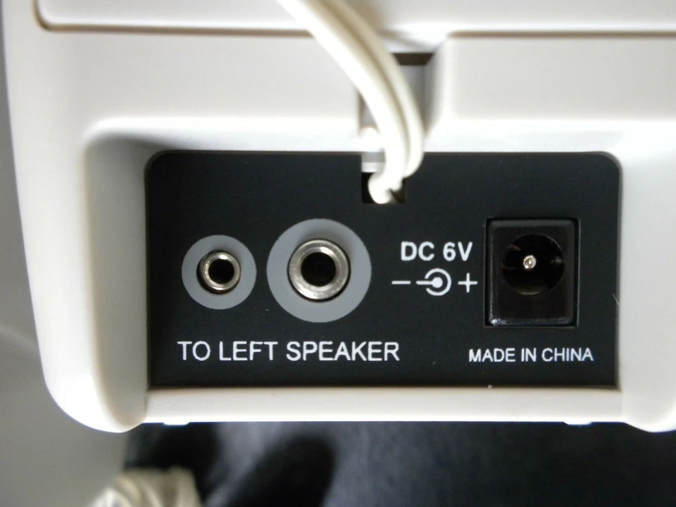 New Labtec Computer Speakers LCS-150 with new compatible adapter SHIPS FREE! - Image 4 of 4