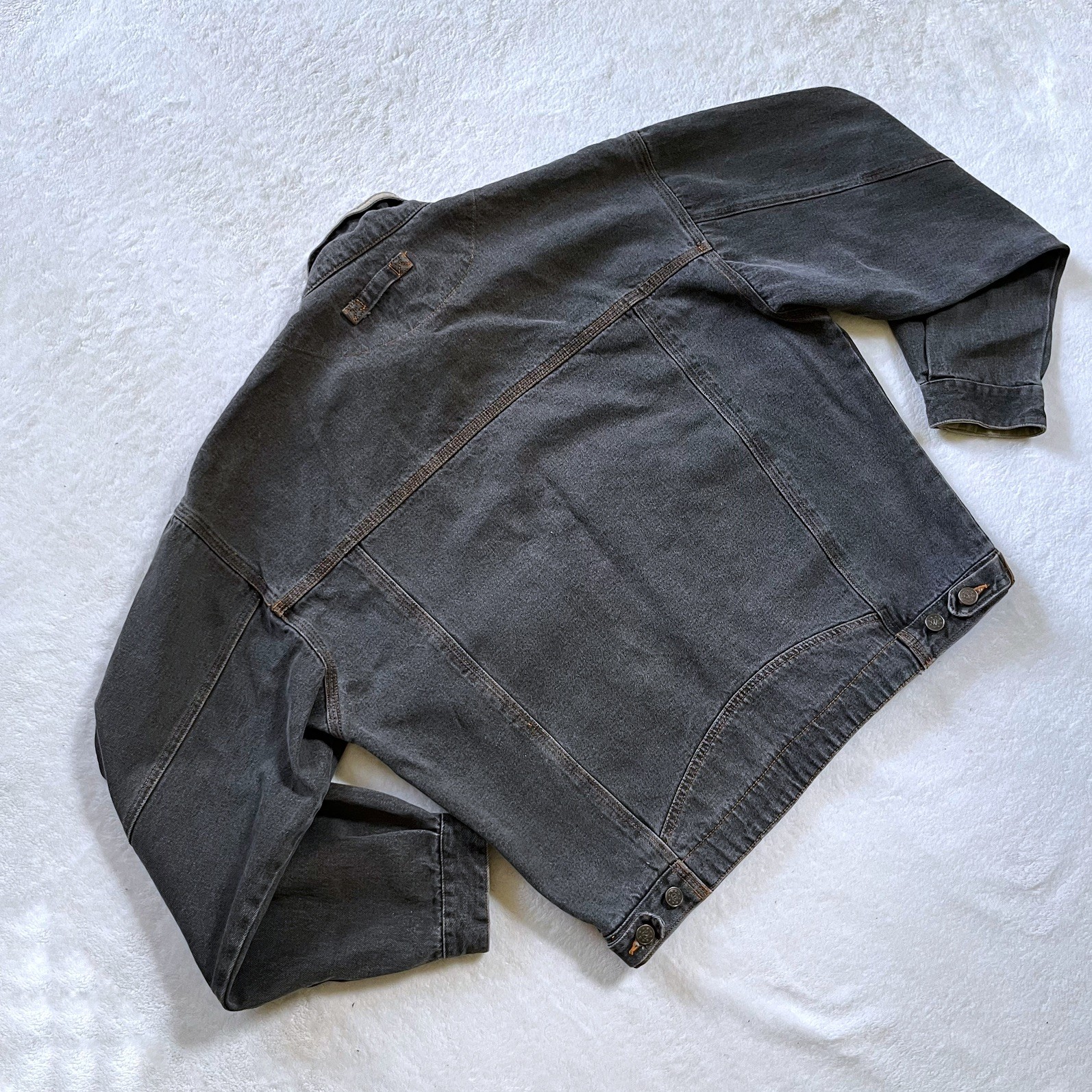 90s Vintage Charcoal Gray Black Wash Denim Jacket with Tan Collar Workwear Large image 4