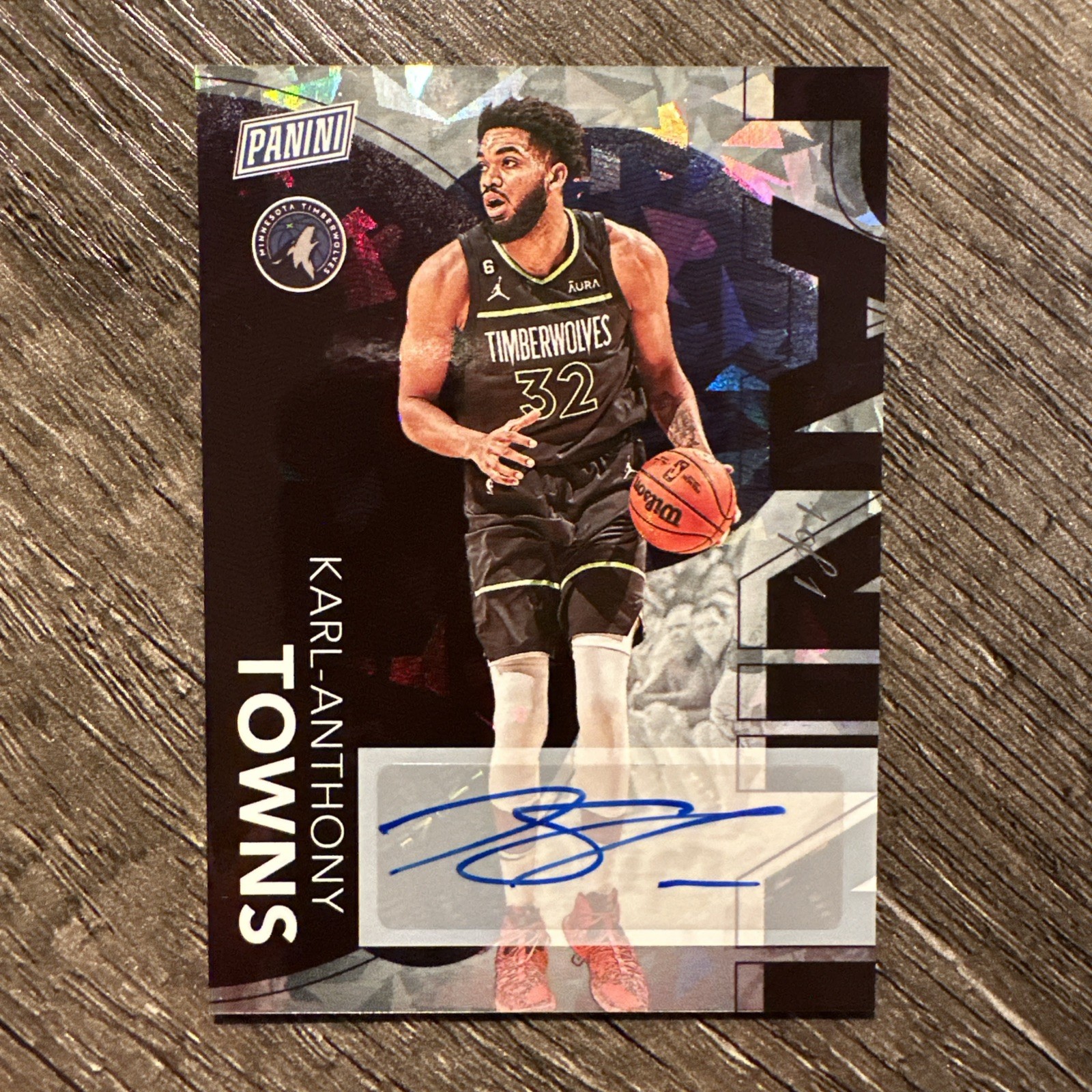Karl-Anthony Towns 2023 Panini National VIP Silver Pack #43 Cracked Ice Auto 1/1