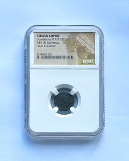 Antigua moneda romana. Constancio II 337 361 D. Soldados. BI Nummus. Certificado NGC