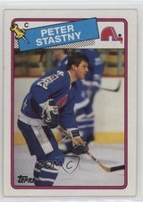 1988-89 Topps Peter Stastny #22 HOF 0o5