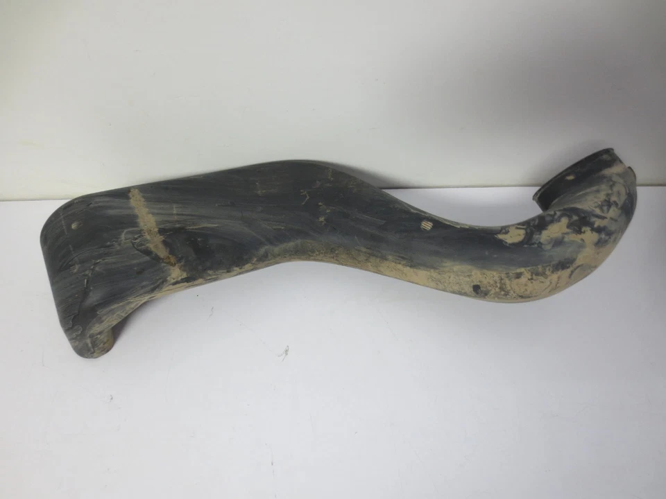 Tubo respirador de aire de plástico Polaris Sportsman 850 XP 2011 usado OEM Foto 2 de 2