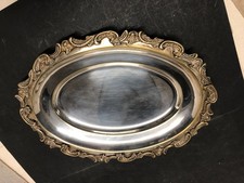 vassoio ovale in metallo argentato