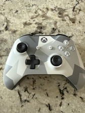 Microsoft Xbox One Wireless Controller 1708 Model.