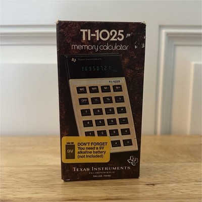 Texas Instruments TI-1025 Vintage Memory Calculator Boxed Collectible Retro