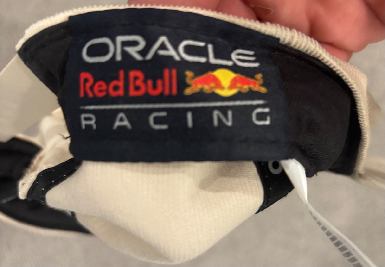 Oracle Red Bull Racing Beige Snapback Hat – Adjustable F1 Formula One image 3