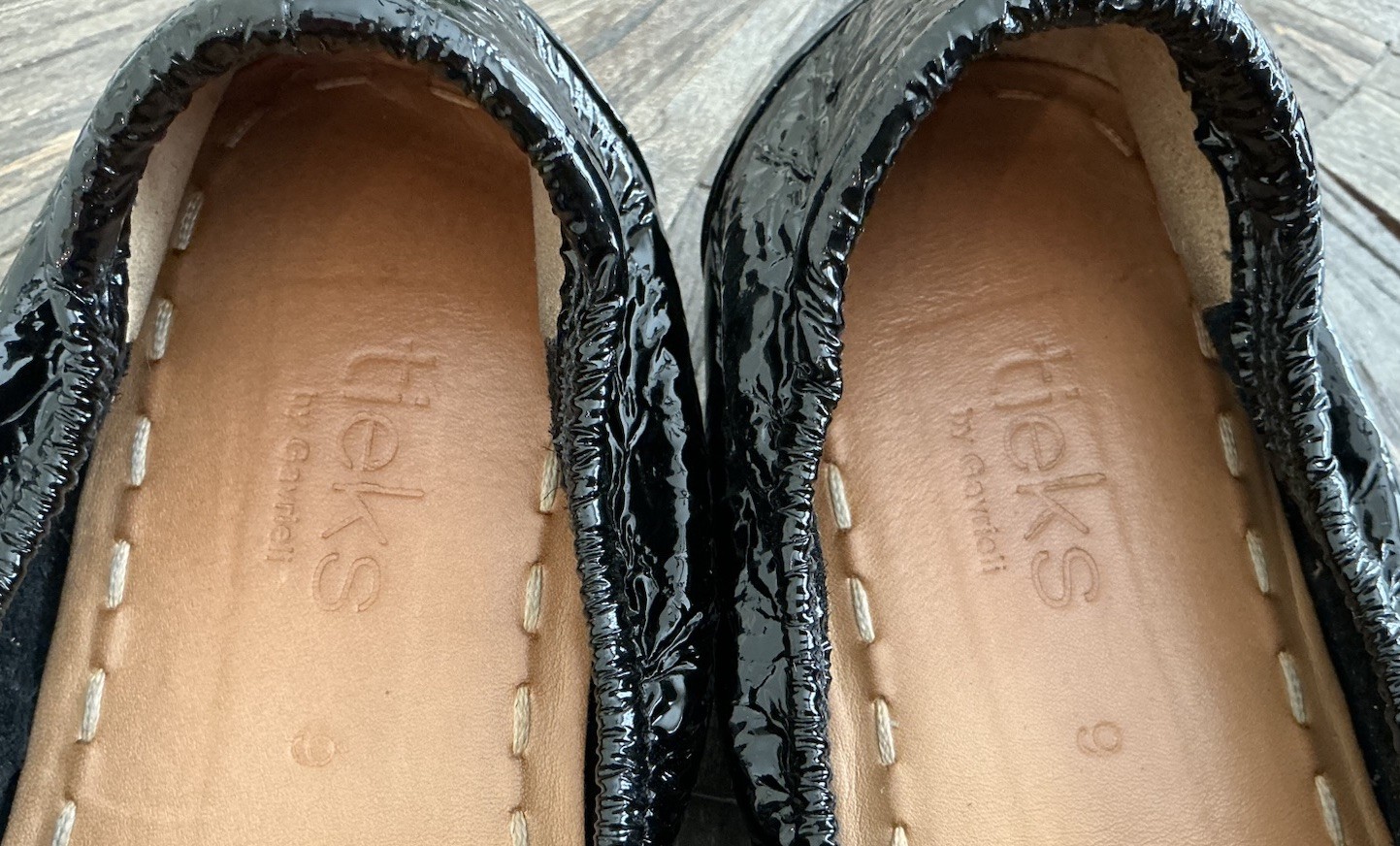 Tieks Women’s Leather Obsidian Black Embossed Croc Patent Ballet Flats Size 9