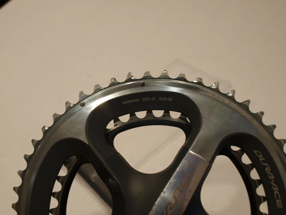 Juego de bielas Shimano Dura-Ace Hollowtech II 53-39t 130 BCD Foto 2 de 4