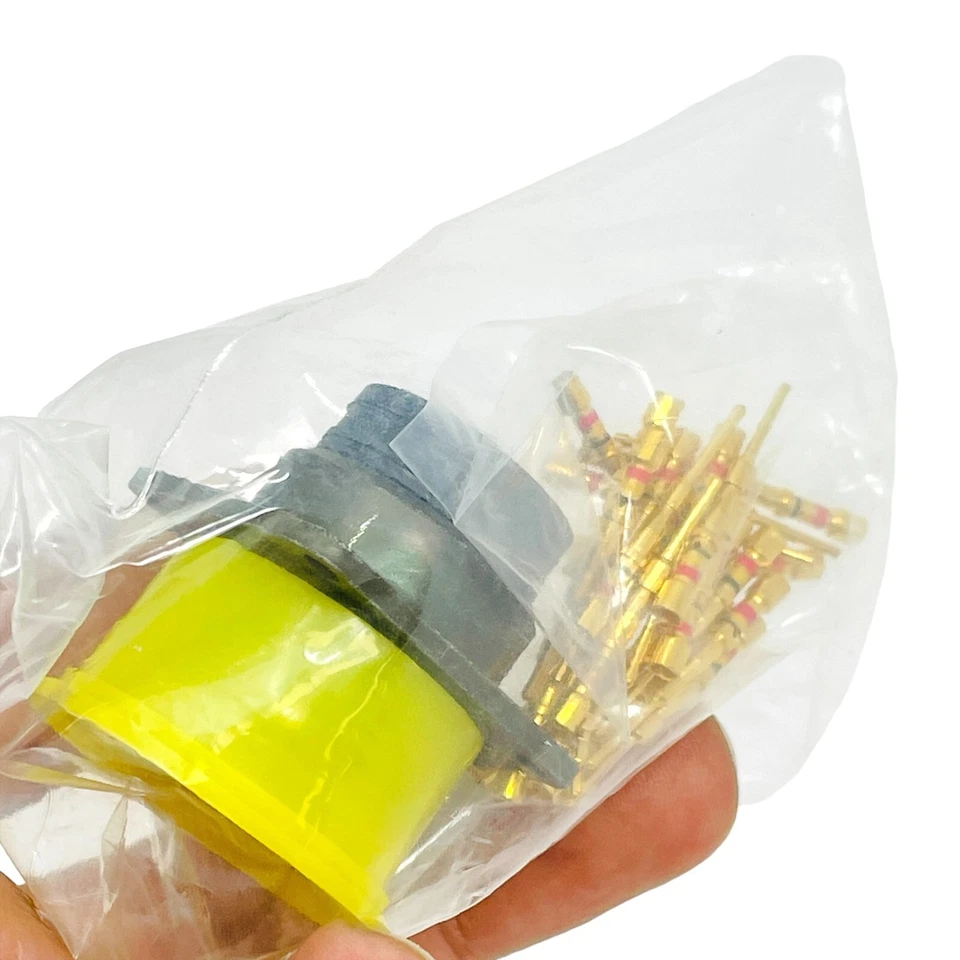 3 pcs Circular MIL Spec Connector Receptacle 26 Position with Gold Contact Pins - Image 2 of 4