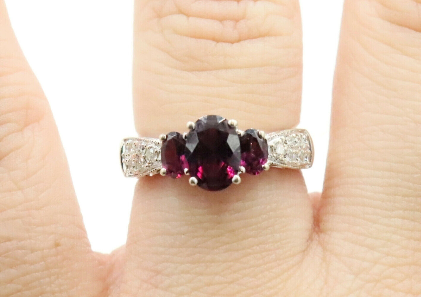 1.10 ctw Oval Synthetic Ruby & 0.42 ctw Round Dia… - image 11