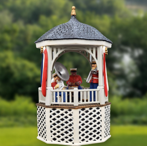 Department 56 Village Band in Pavillon Spieluhr spielt "Stars & Stripes Forever"